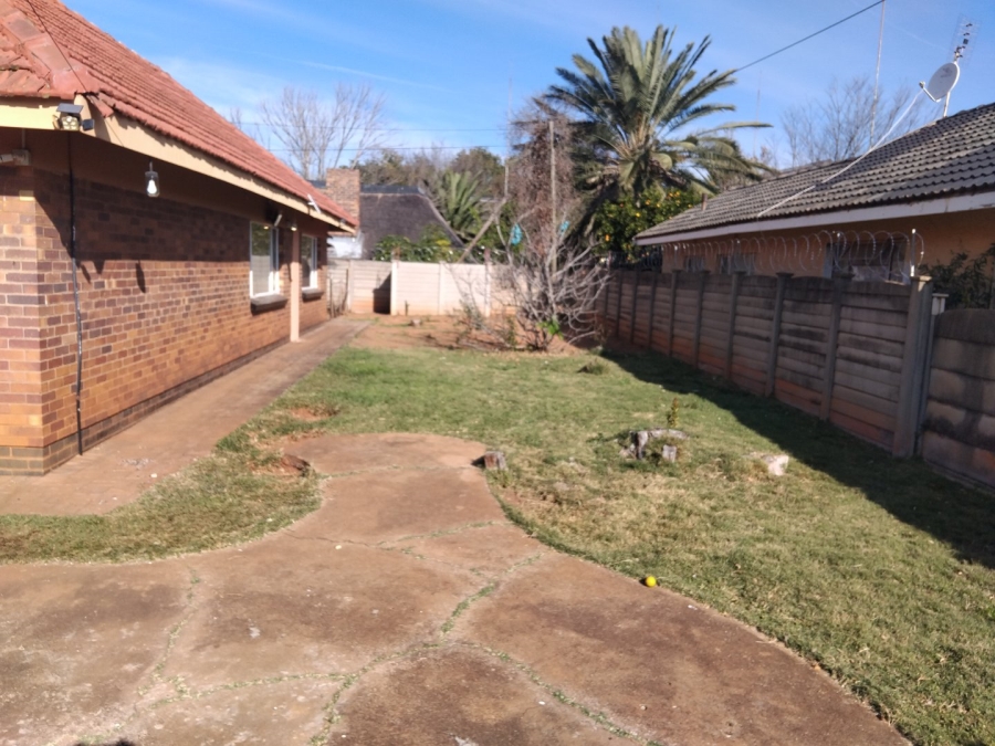 4 Bedroom Property for Sale in Stilfontein Ext 4 North West